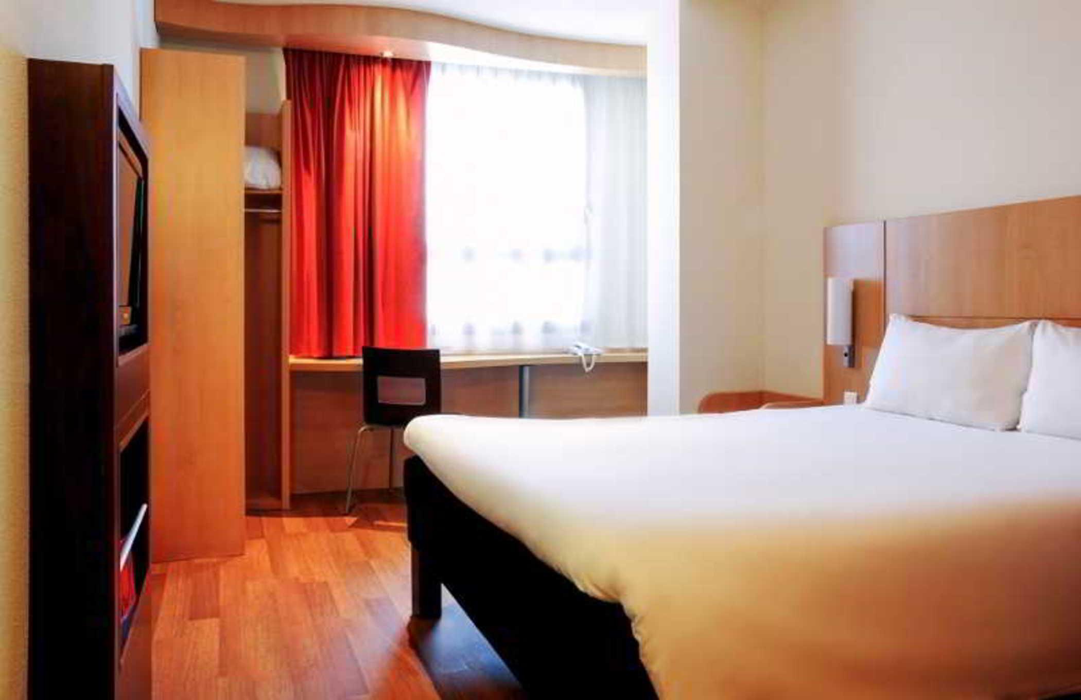 Ibis Madrid Calle Alcala Екстериор снимка