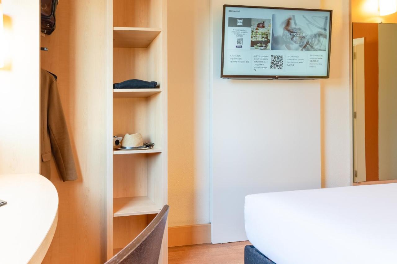 Ibis Madrid Calle Alcala Екстериор снимка