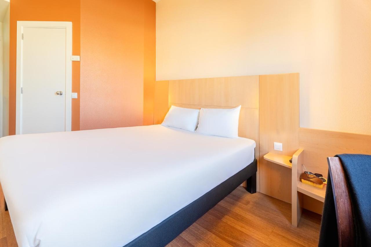 Ibis Madrid Calle Alcala Екстериор снимка