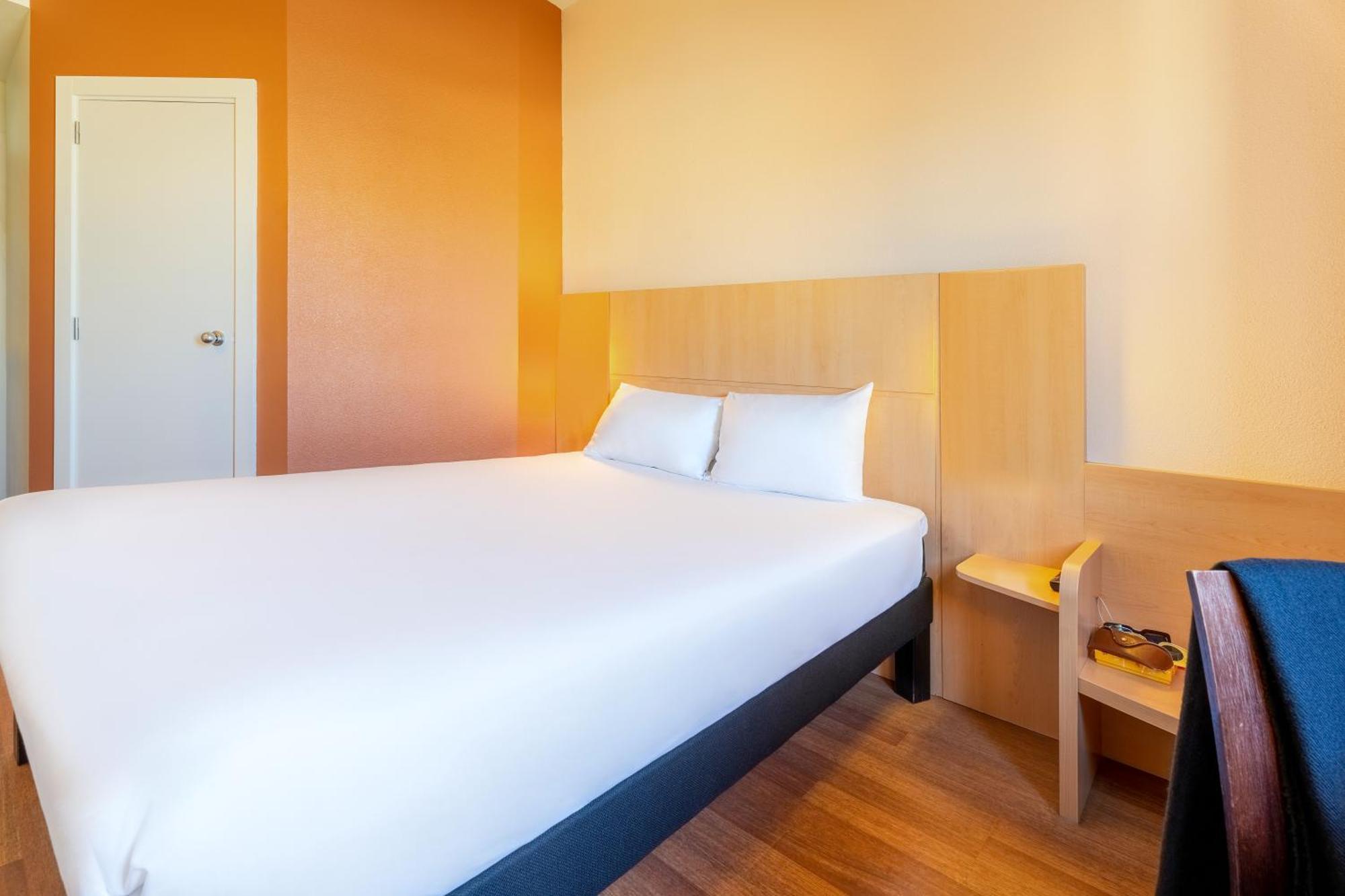 Ibis Madrid Calle Alcala Екстериор снимка